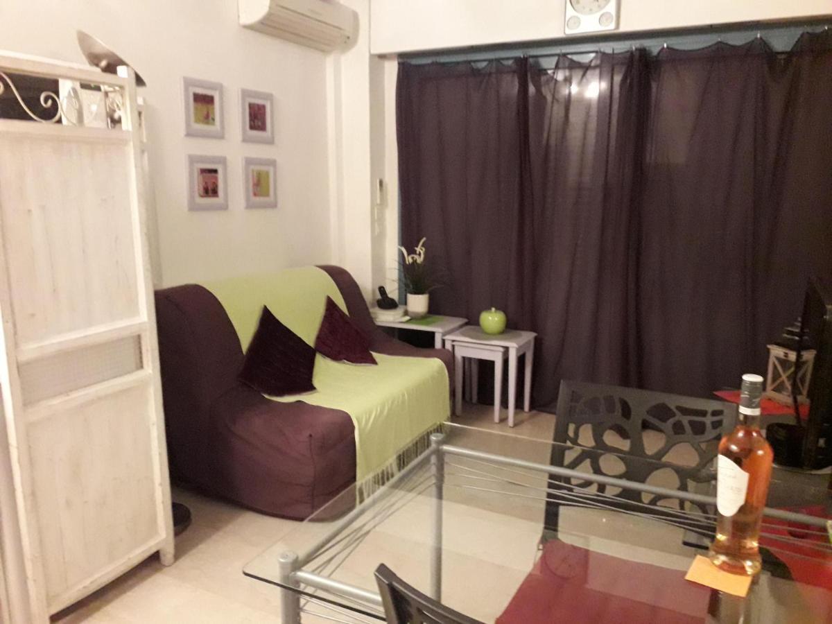 French Riviera 1 Bedroom On The Beach Facing Cannes Théoule-sur-Mer Extérieur photo