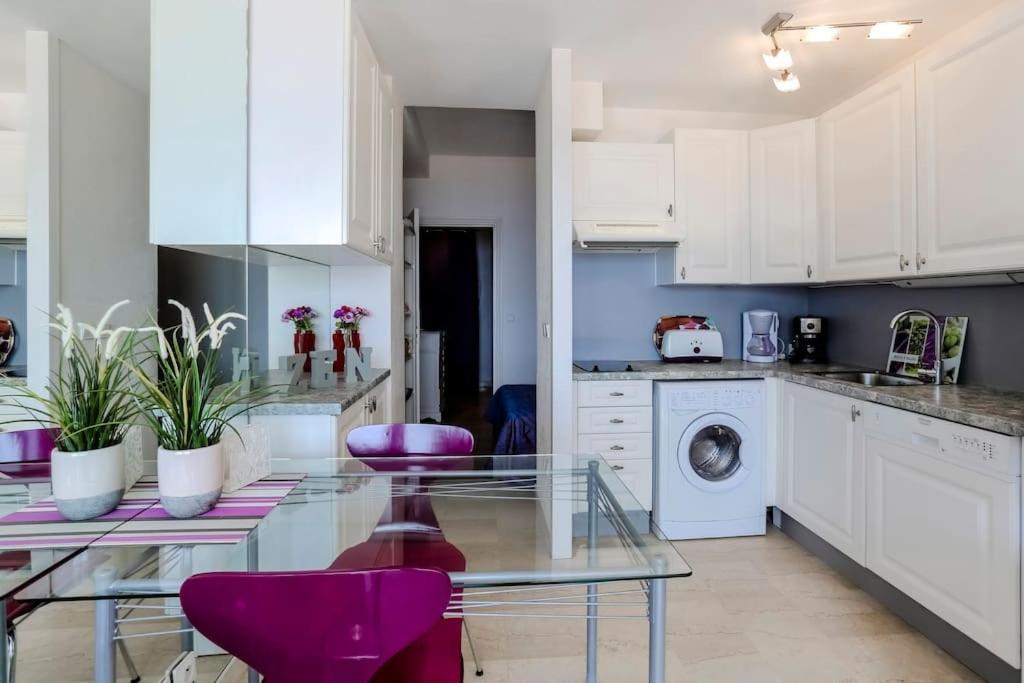 French Riviera 1 Bedroom On The Beach Facing Cannes Théoule-sur-Mer Extérieur photo